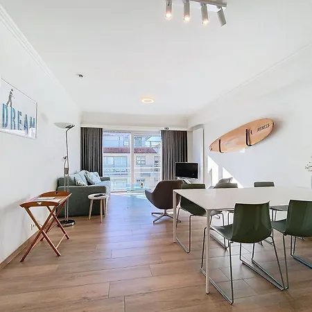 'byblos' Te - Bad Apartment Oostduinkerke